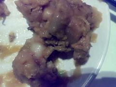 猪大骨烩酸菜但是这块是有味道的~~-西北45°(世茂广场店)