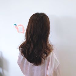 -E.L.K造型momopark店