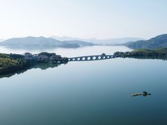 -四明湖