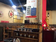 大堂-东镇老火锅(长春路首店)