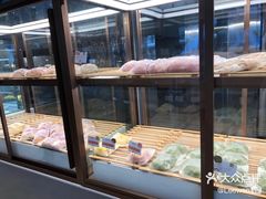 面包甜点陈列柜-奈雪的茶(东莞汇一城店)