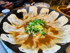 地锅昂刺鱼-大张烙馍村(三环南路旗舰店)