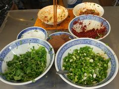 -曾笼笼牛肉饼