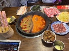 -萍姐火锅·公路夜市(武汉首店)