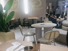 -必胜客(WOW中央公园店)