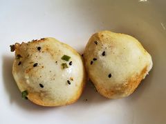 -老字号眼镜子煎包汤包店