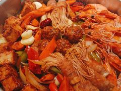 -黄记煌三汁焖锅(新佳丽江汉路店)