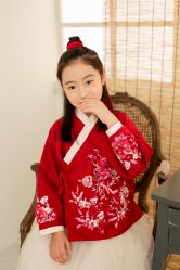 -亲吻宝贝儿童摄影