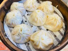 -馋三尺蟹粉小笼(人民广场店)