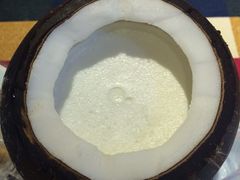 -志龙皇冠吃货椰子铺