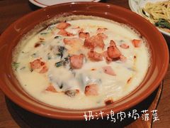 奶香鸡肉焗菠菜-萨莉亚意式餐厅(杭州滨江天街店)