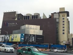 -广州白马服装市场