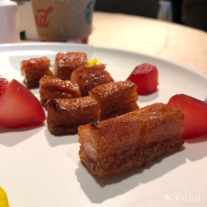 炳胜品味(天河店)秘制脆皮叉烧图片 - 第1张