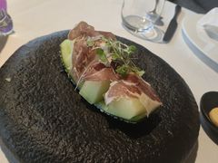 -水·餐厅