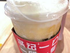 杨枝甘露双皮奶-满记甜品(巴黎春天宝山店)