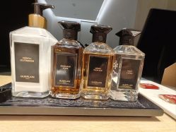 -法国娇兰精品店