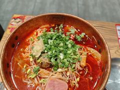 -成都你六姐·牛肉冒菜(上海陆悦汇店)