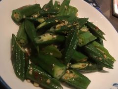 馬來盞炒秋葵-美奈小馆·越南料理(中航城君尚购物中心店)