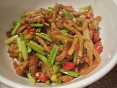 -老湘村·湖南土菜(天河维多利店)