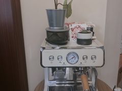 -SAFARI COFFEE