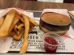 -FATBURGER 特富客汉堡(外交公寓店)