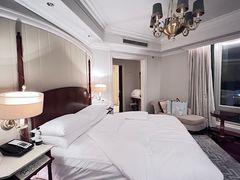 -广州富力丽思卡尔顿酒店