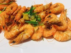摇滚基围虾-蚝堡海鲜·威海菜·海肠捞饭·烧烤·亚洲吃蚝公司(幸福门店)