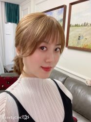 -镁连社·美联社