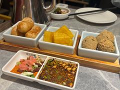 -野山舂·贵州现舂酸汤牛肉(民生路店)