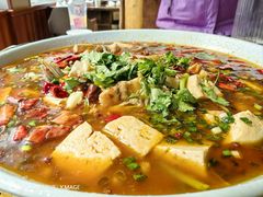 -八美镇邛崃土地坡饭店