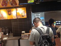 -麦当劳(中山公园龙之梦店)