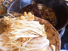 金针菇藕片-李子坝梁山鸡(李子坝大鸡哥店)