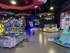 -迪迪玛特·超级玩家主题乐园(新汇大融城店)