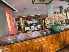 -八府香鸭·啫啫煲(华山路店)