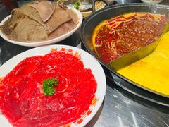 -朱光玉火锅馆·太原旗舰(钟楼街店)