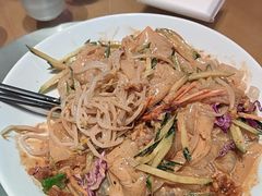 -关东小磨东北菜(上海长风大悦城店)
