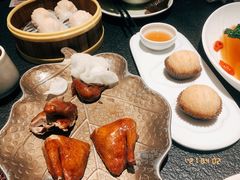 蝴蝶里招牌乳鸽-蝴蝶里·粤菜·点心(龙湖天街&滨江店)