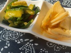 -八两八金·莱芜特色炒鸡(市南漳浦路店)