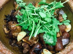 腊肠排骨煲-海口滨海新村143号海南老字号炒菜店