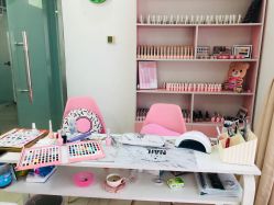 -荟草堂专业祛痘皮肤管理