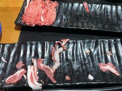 -果松木炭酸菜铜火锅·外婆参鸡汤