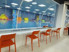 -蓝鲸奇亲子游泳俱乐部