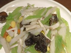 -前海沿·青岛菜(李沧万达店)
