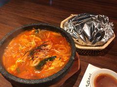 -焼肉まんぐう