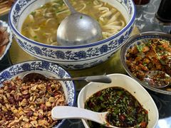-回辉登偰氏面片(东莲花美食街店)