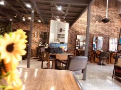 点击看大图 -可大男士理发馆