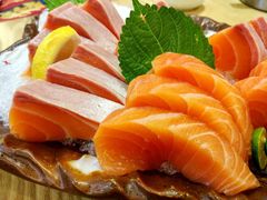 三文鱼鱼腩+三文鱼刺身-鱼民·现造寿司(育德店)