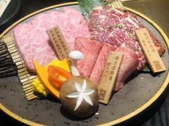 -山川小町·极番烧肉(新地假日广场店)