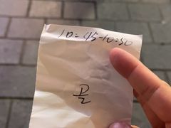 -BHC炸鸡(明洞总店)