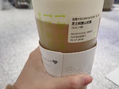 -奈雪的茶(湖滨银泰in77C区PRO店)